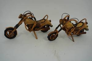 lot 74 image: NEW Collectible Art Sculpture Wood Motorcycle Bike Handmade Harley Davidson