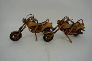 lot 75 image: NEW Collectible Art Sculpture Wood Motorcycle Bike Handmade Harley Davidson