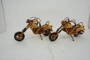lot 80 image: NEW Collectible Art Sculpture Wood Motorcycle Bike Handmade Harley Davidson