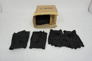 lot 99 image: Motorcycle Biker Gloves Fingerless Glove Leather