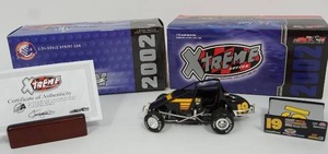 lot 147 image: #19 Winged Sprint Car 2002 Action Racing Xtreme 124 NASCAR Diecast Car...