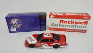 lot 179 image: Mike Dillon #21 Rockwell Automation 2000 Chevy Monte Carlo Action Racing 124 NASCAR Diecast Car BANK...