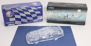 lot 288 image: Vintage NASCAR #1 Jeff Gordon Baby Ruth 1992 Thunderbird Crystal Car...