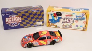 lot 297 image: Terry Labonte #5 Kelloggs Marshmallow Blasted Fruit Loops 124 Action Racing Platinum Series NASCAR Die-Cast Car...