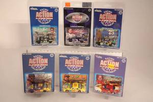 lot 345 image: NASCAR 164 Scale Collectable Cars