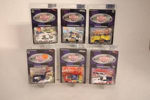 lot 347 image: NASCAR 164 Scale Collectable Cars