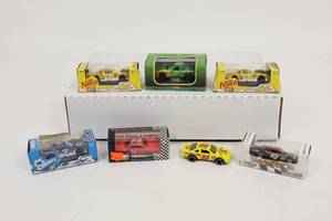 lot 367 image: NASCAR 164 Scale Collectable Cars