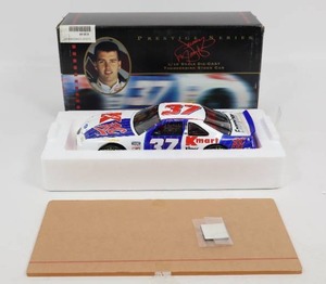 lot 375 image: Jeremy Mayfield 118 Scale Die Cast
