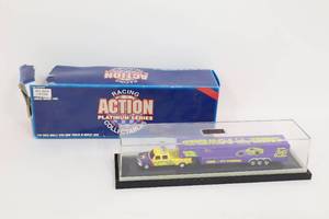 lot 393 image: Nascar Jimmy Spencer 196 Scale Diecast LE Racing Collectibles 1995 Joe Camel