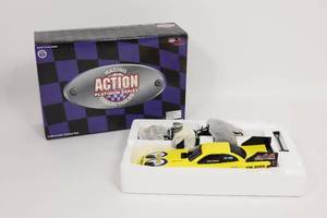 lot 472 image: ACTION RACING 124 SCALE - KENJI OKAZAKI - JIM DUNN RACING MOON EYES 1996 DODGE FUNNY CAR LIMITED EDITION