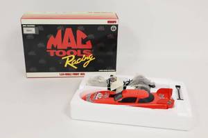 lot 479 image: 1996 MAC TOOLS GATORNATIONALS 124 Scale Diecast Car. Action Performance Companies