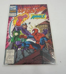 lot 21 image: Amazing Spider-Man Annual #27 Marvel 1993 1st Appearance of Annex
