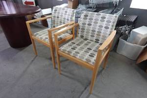 lot 20A image: 2 Lobby Chairs with Arms