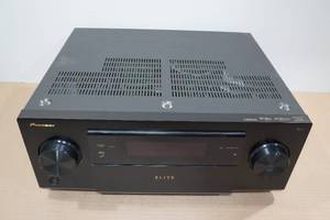 lot 1F image: Pioneer Elite HDMI Receiver Model SC-71