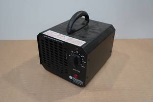 lot 7 image: Enerzen Advanced Portable Air Purification System