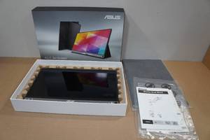 lot 8 image: Asus Zen Screen Portable Monitor MB16A