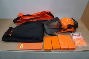 lot 17 image: STIHL Safety Gear