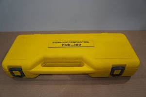 lot 18 image: Hydraulic Crimping Tool YQK-300