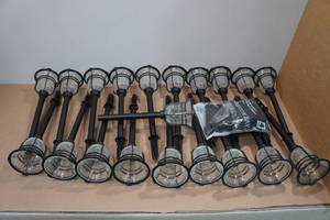 lot 50 image: 20 Solar Pathway Lights