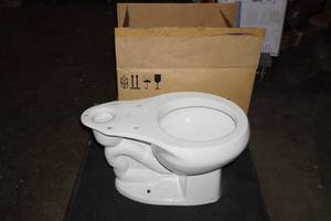 lot 51 image: Windham Round Front Toilet Bowl