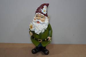 lot 146 image: Garden Gnome Statue 12