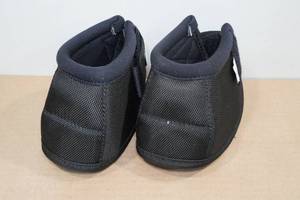 lot 161 image: Professionals Choice Bell Boots -Large