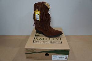 lot 167 image: Smoky Mountain Western Boots -Kid Size 1.5