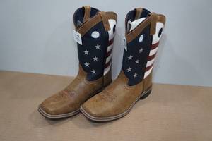 lot 170 image: Smoky Mountain Western Boots -Youth Size 7