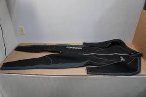 lot 195 image: Cressi Lido Long 2mm Mens Wetsuit -XL5