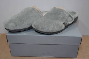 lot 209 image: Vionic Gemma Mule Slippers -Size 9