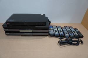 lot 254 image: 4 DVDBlu-ray Players with Remotes