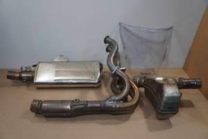 lot 255 image: Assorted Kawasaki Motorcycle Parts
