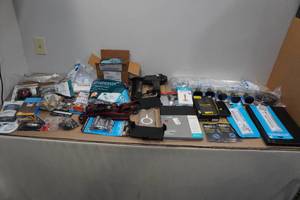 lot 265 image: Large Assortment of HardwarePhone Accessories - Klein Tools, Otter Box