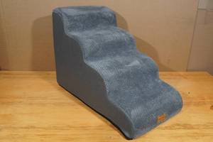 4-Step Soft Pet Steps
