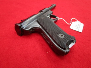 lot 19 image: Ruger Mark 1 .22 LR