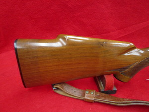 lot 25 image: Winchester 70 .270 Win