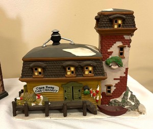 lot 31 image: Five Department 56 Village Building including First Metropolitan Bank, Birch Run Ski Chalet, Corner Cafe