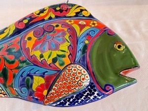 lot 3B image: Colorful Mexican Pottery Fish Wall Hanging