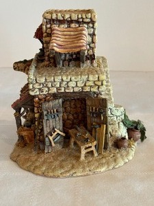 lot 74 image: Department 56 Little Town of Bethlehem Series Carpenters Shop