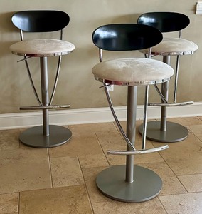 lot 5A image: 3 ELITE MODERN Nova Bar Stools with Cream Upholstered Seats
