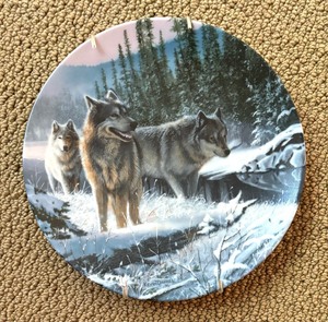 lot 184 image: Three Collector Plates by Kevin Daniel