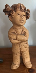 lot 188 image: Two Adorable Lee Martin Originals Figurines