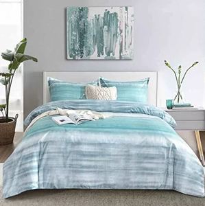 lot 130 image: King Size Comforter Set Blue Grey And Teal Striped Pattern