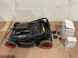 lot 104 image: Hyper Tough 40V 18 Brushless Push Mower Kit with fast charger