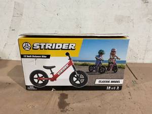 lot 142 image: Strider 12 Classic Entry Balance Bike for Toddler Kids 18 - 36 Months Old
