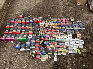 lot 274 image: LOT OF Car Audio