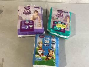 lot 422 image: 3PCS Parents Choice Diapers