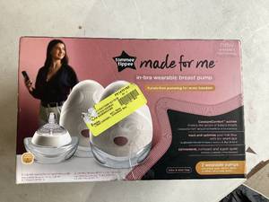 lot 430 image: Tommee Tippee Double Electric Wearable Breast Pump