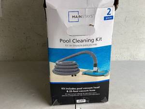 lot 447 image: 2PCS Mainstays Pool Cleaning Kit