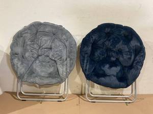 lot 62 image: LOT OF 2 Members Mark Comfy Saucer Chair